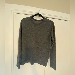 Lululemon Swiftly Relaxed Long Sleeve size 8